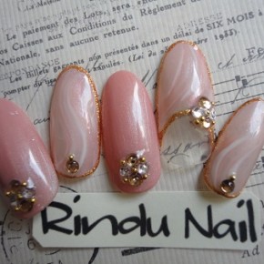 パールベージュネイル